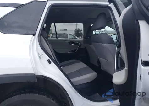 2021 Toyota Rav4 Hybrid Xle z USA, uszkodzony, nr VIN 4T3RWRFV6MU047483